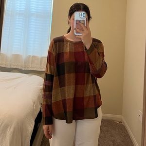 Long sleeve shirt. Perfect for FALL